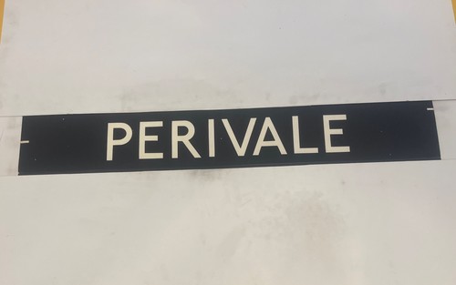 Perivale london bus - perivale,