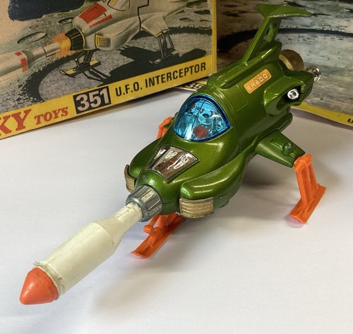 Dinky 351 ufo intercepter - no:351,