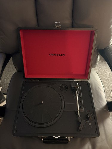 Crosley cruiser record player
