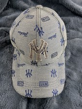 Fashionable New York Yankees
