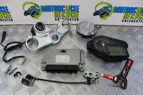 Aprilia rsv4 factory - rsv4, lock