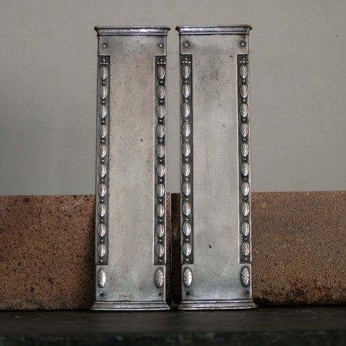 Pair pairs available - pair, of,