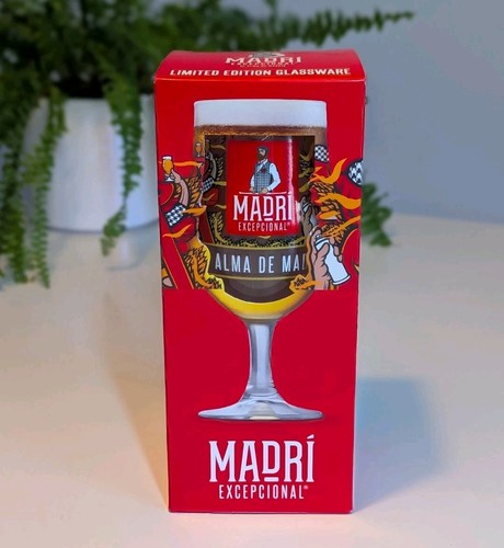 Madri street art pint glass - 'street, art'