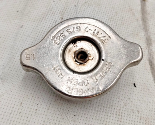 Radiator cap bmw 650 gs - radiator,