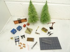 OO GAUGE MODEL RAILWAY ITEMS