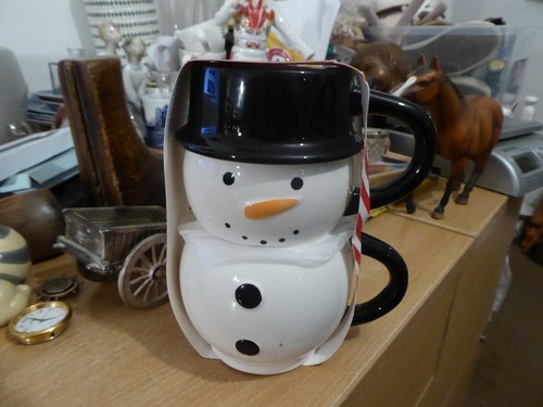 Brand new snowman mug set - brand,