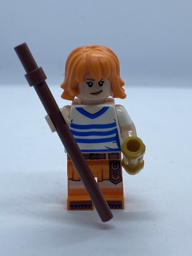 Lego one piece nami - one,