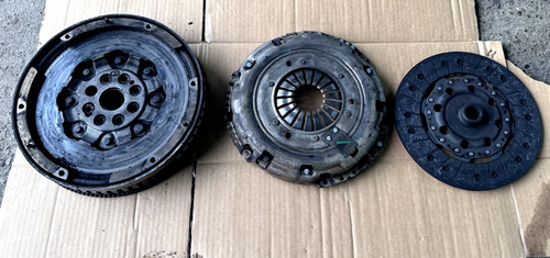 415079610 dual mass flywheel - mass,