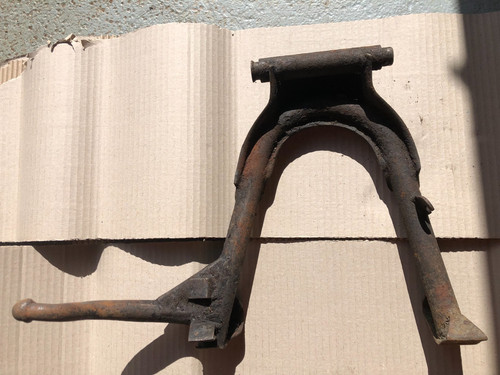 Honda cb750kz centre stand - honda,
