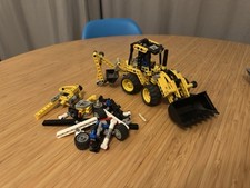 Lego Technic Tractor 42004 &
