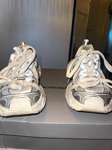 Balenciaga low top lace - balenciaga,