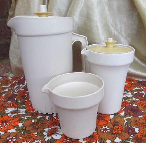 Rare tupperware litre jug - rare,
