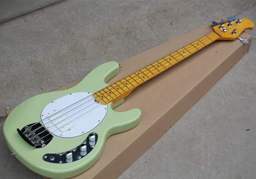 Strings green electric bass - electric,