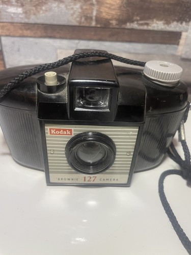Kodak brownie 127 camera 1956 - brownie,