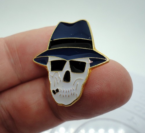 Unusual smiling skull - unusual, with
