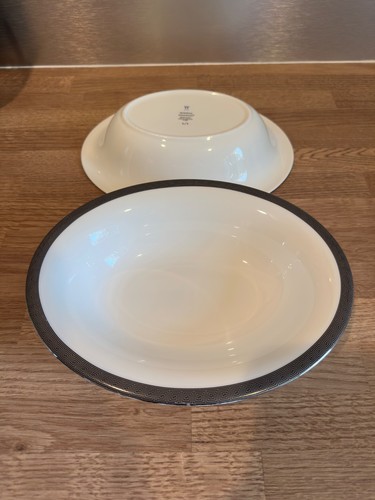 Wedgwood metropolis 25cm