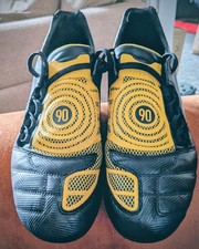 GENUINE NIKE 354739-017 TOTAL 90 SHOOT II FG FOOTBALL BOOTS BLACK/YELLOW UK 9