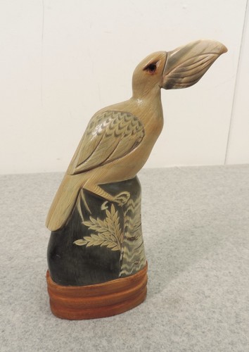 Hand carved buffalo horn - horn, bird