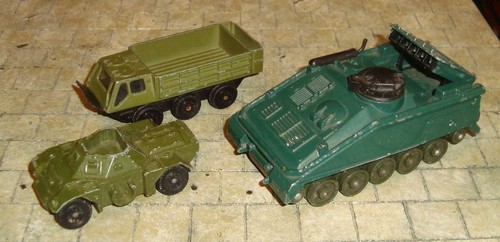 Dinky toys alvis striker - alvis,