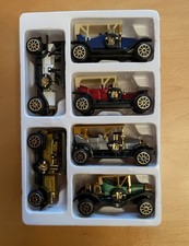 READERS DIGEST - SET OF 6 VINTAGE CAR MINIATURES.