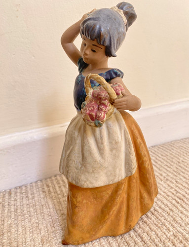 Lladró nao porcelain - nao, girl