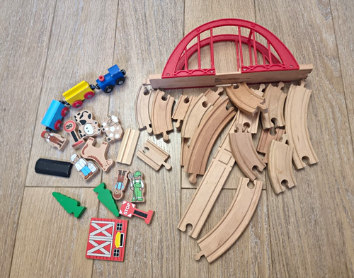 Wooden train track - wooden,