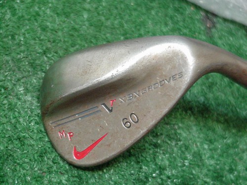 Tour issue raw nike x3x - tour,