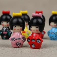 Pieces japanese dolls - pieces,