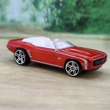 Hot Wheels '69 Camaro Diecast