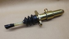 MASSEY FERGUSON AP Brake master cylinder. NOS. 4223-737PT3P.675 690 698 698T 699