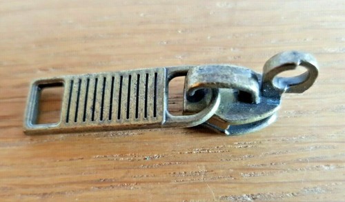 Zip puller zipper pulls metal - zip,