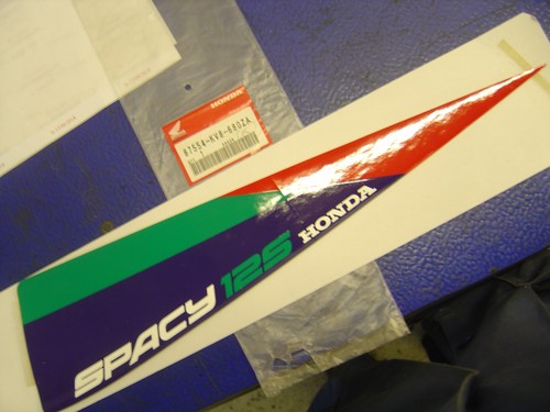 Right side fairing - fairing, for