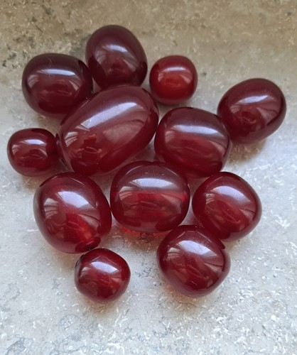 Vintage bakelite beads - bakelite, lot