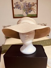ChristianDior_beige_Vintage_hat_100%_fur_felt_second_hand