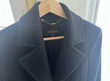 Elegant Escada Black Wool Coat Size FR 32 / XS  Excellent Condition