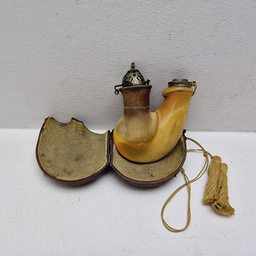 Antique style meerschaum - style,
