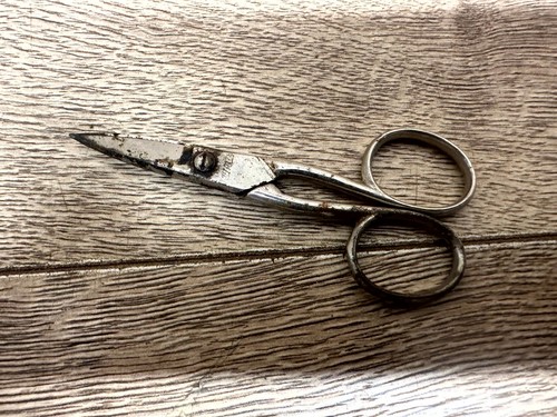 Vintage 10cm steel buttonhole - vintage,