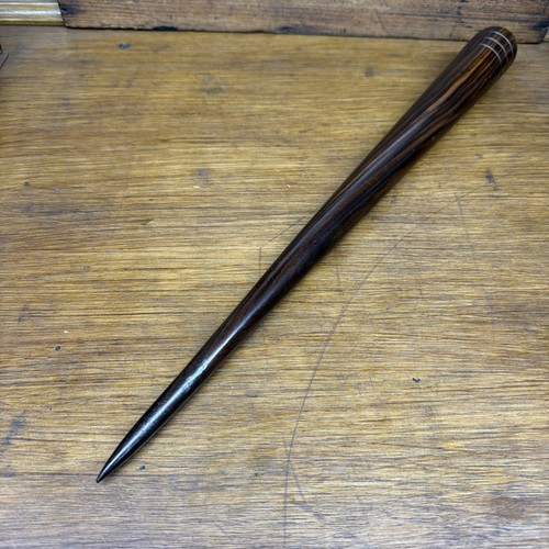 Vintage hard wood - hard, riggers