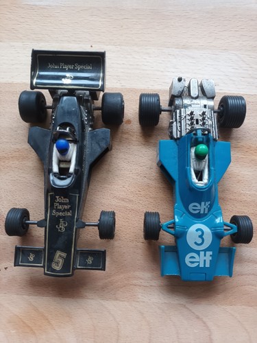 Two scalextrics formula one - scalextrics,