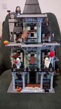 Lego 10228 Haunted House Monster Fighters Halloween Modular Building Retired