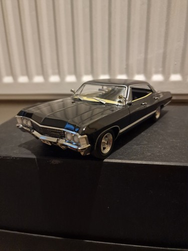 1967 chevrolet impala - 1:24,