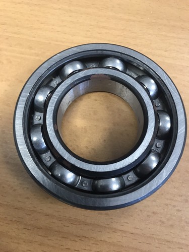Rear hub bearing d f - bearing, p