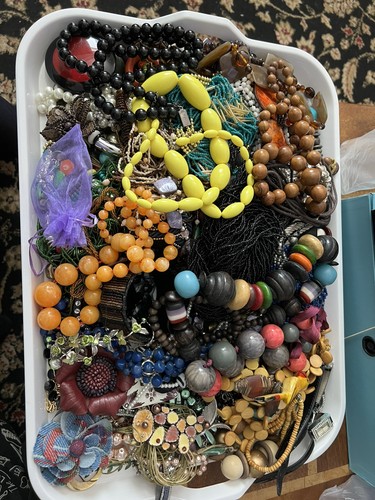 Costume jewellery unsorted - jewellery,