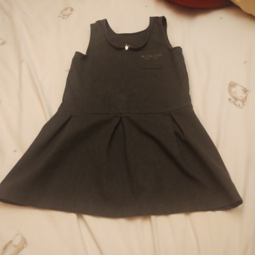 School pinafore age - age, 5