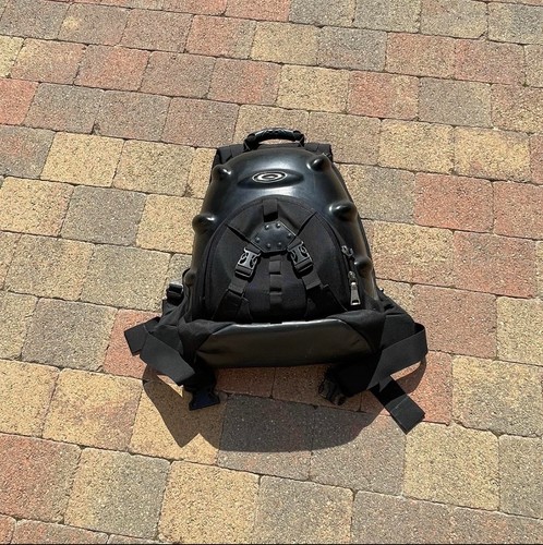 Rare all black - oakley, software