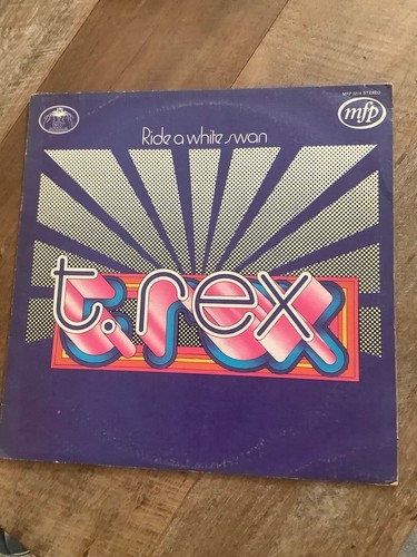Rex ride a white - t.,