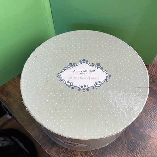 Laura ashley butterfly - laura, tea
