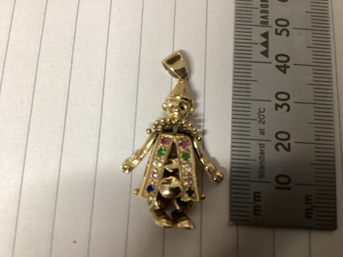 Gold clown pendant super - ct,