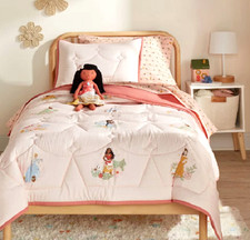 Disney princesses twin quilt - disney,