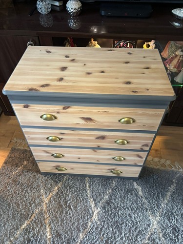 Solid pine chest drawers - solid,